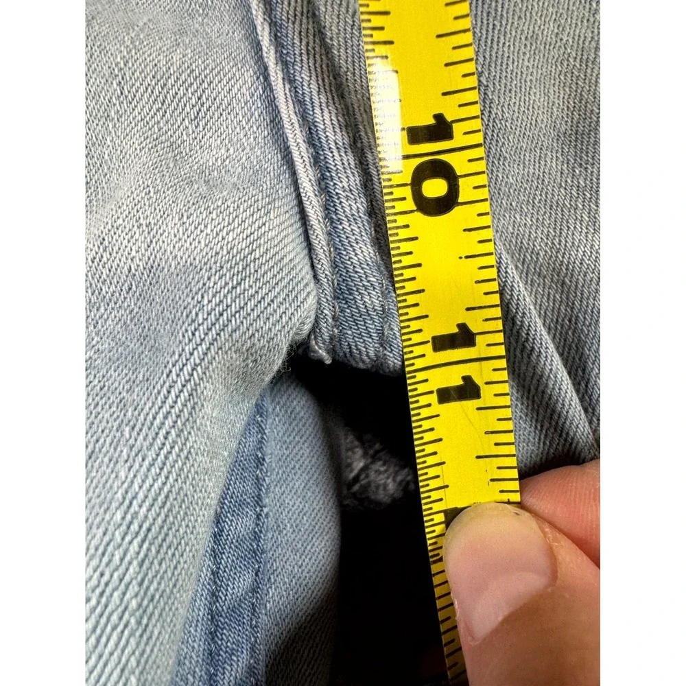 Mugsy Jeans Mens 37W‎ Blue Light Wash Denim Cotton Stretch Mid Rise Straight Leg